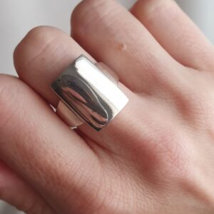 Anillo Cuadrado Liso