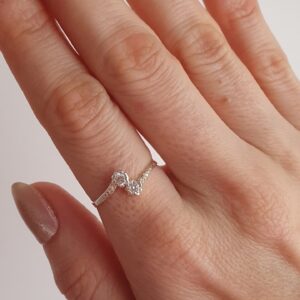 Anillo Cubics