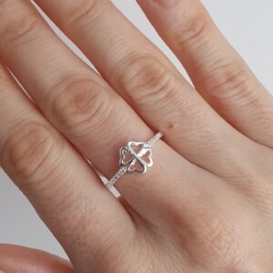 Anillo Trebol Micropave