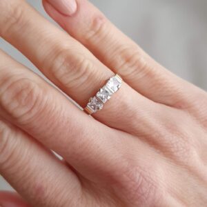 Anillo Tres Piedras PyO